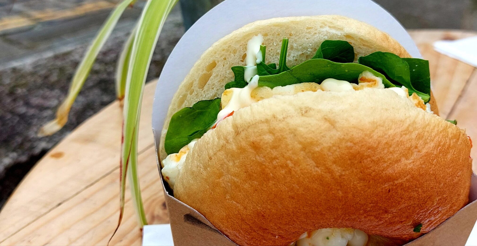 Post-swim sustenance: bagels and hot water bottles provided by The Hutong Café